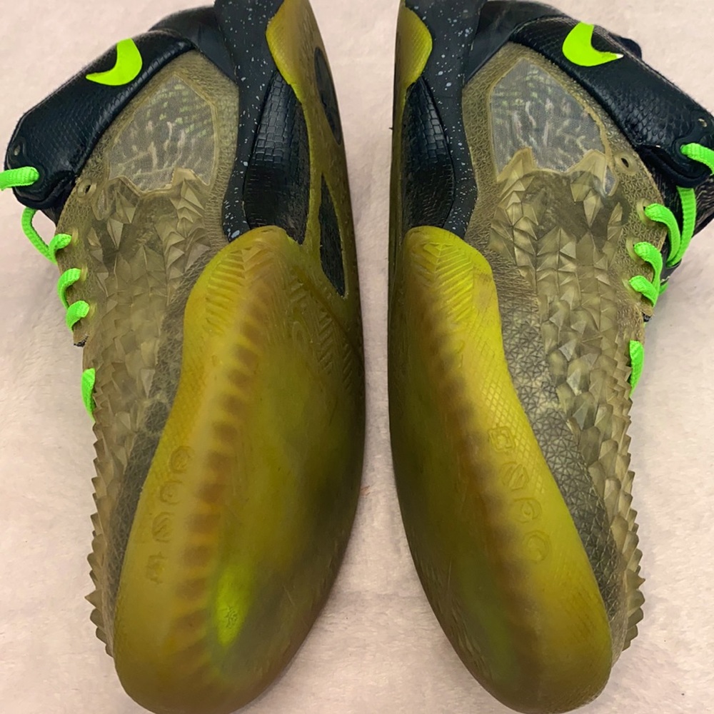 Nike Kobe 8 SS Christmas 2013 - Picture 10 of 13